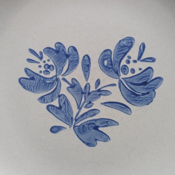 Vintage Pfaltzgraff Yorktowne Dinner Plate - Picture 2 of 7